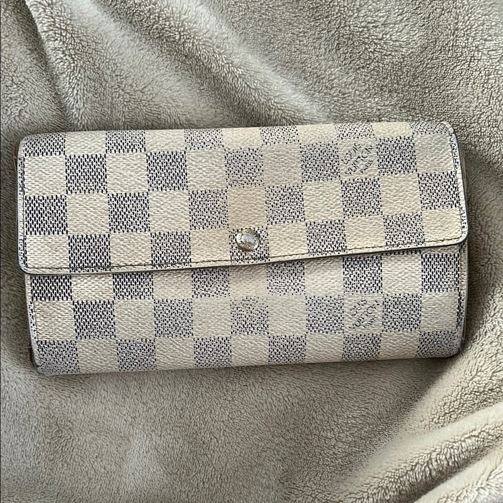Vintage Louis Vuitton Damier Azur Sarah Wallet Cream and Gray Checkered Wallet